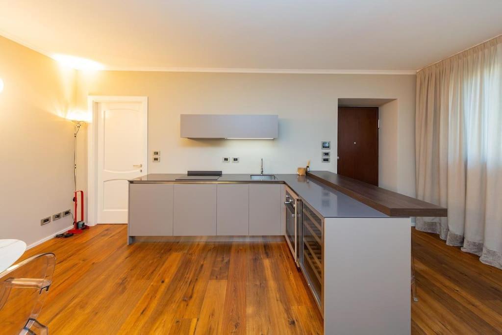 Splendido Appartamento In Piazza San Carlo Turín Exterior foto